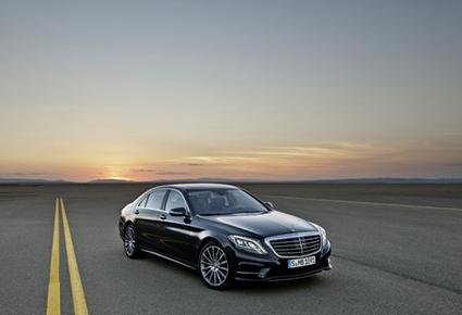 وصول ثلاث نسخ من مرسيدس S-Class الجديدة  إلى الرياض